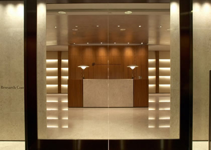 办公室设计以简约质朴的形式塑造办公空间